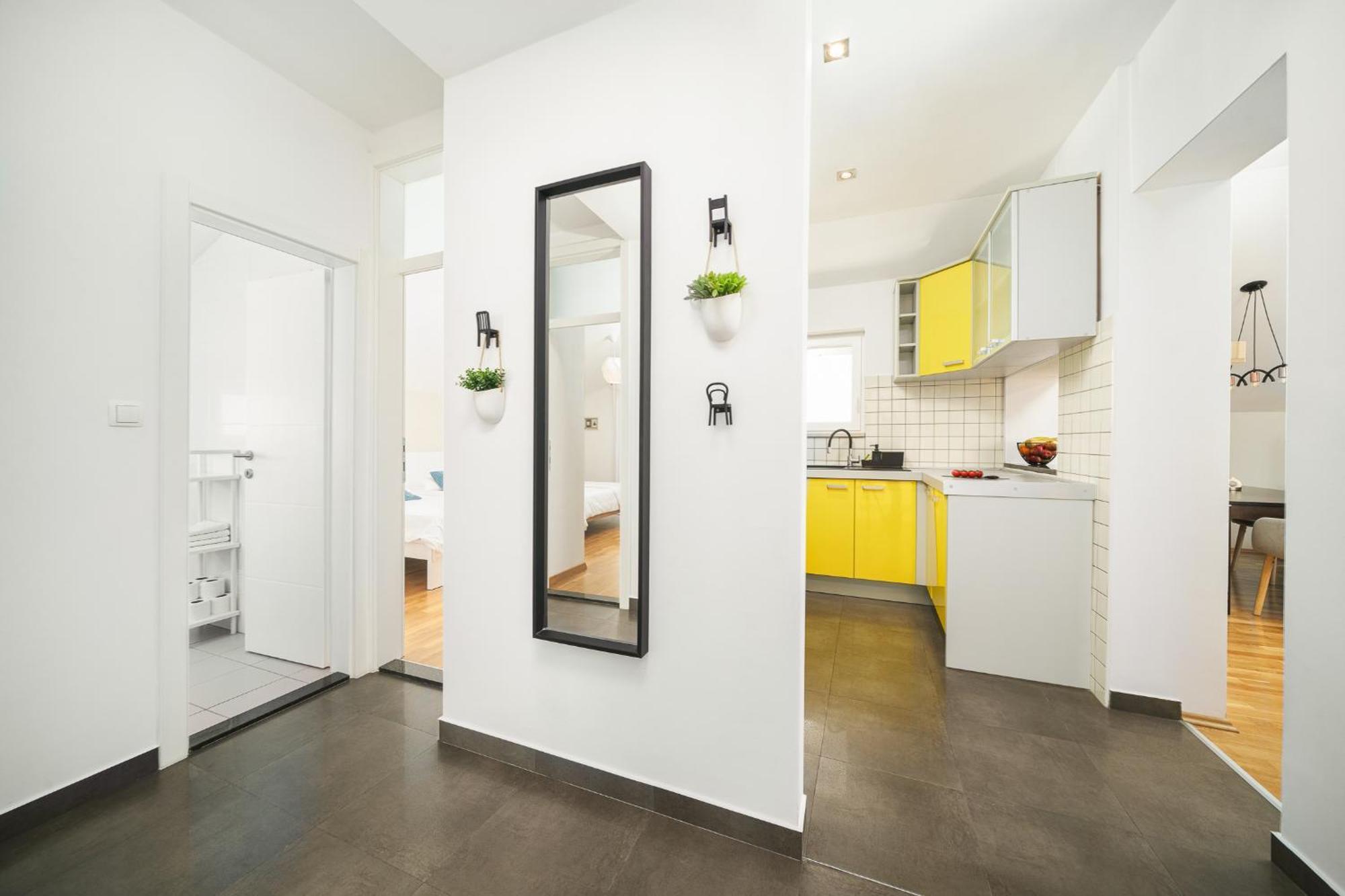 Family Petrov Apartments Vodice Exterior photo