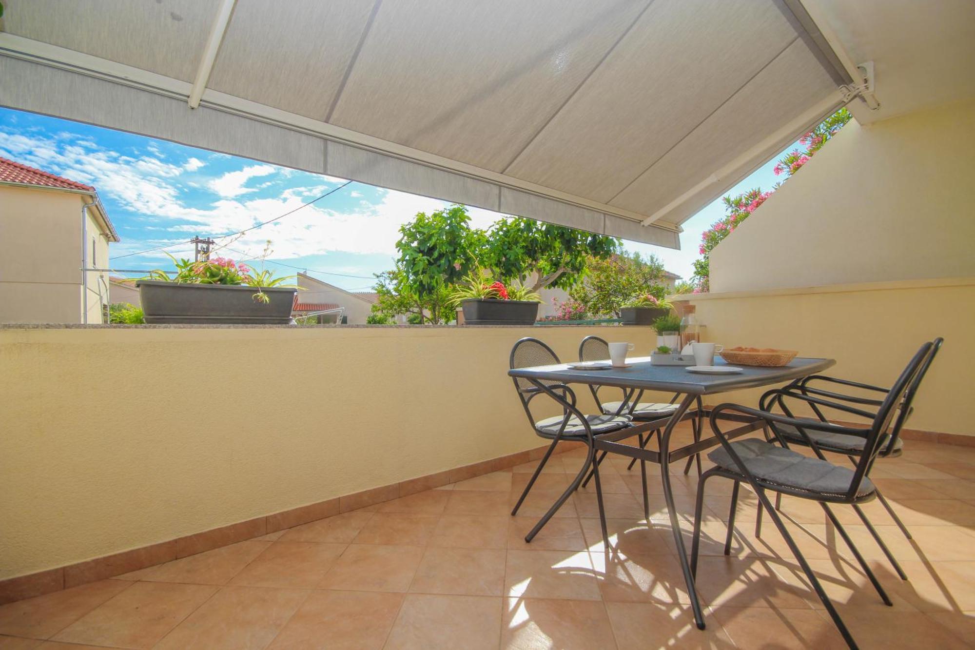 Family Petrov Apartments Vodice Room photo