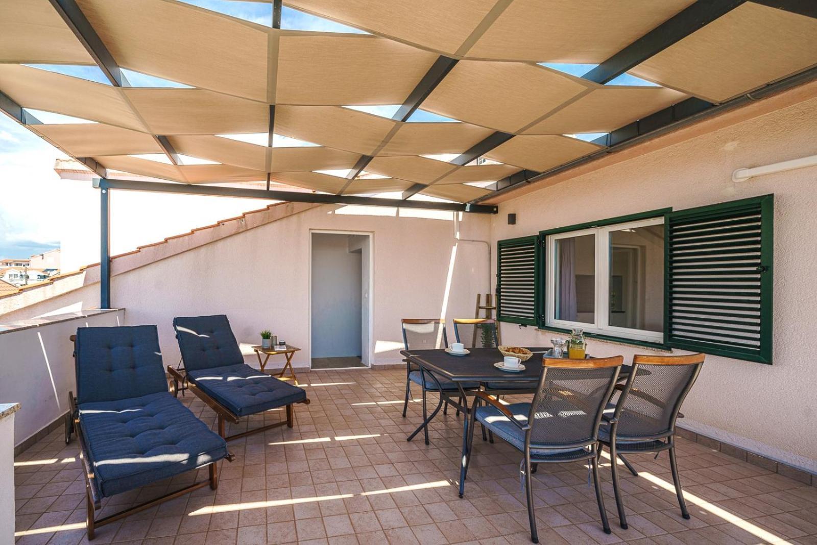 Family Petrov Apartments Vodice Room photo